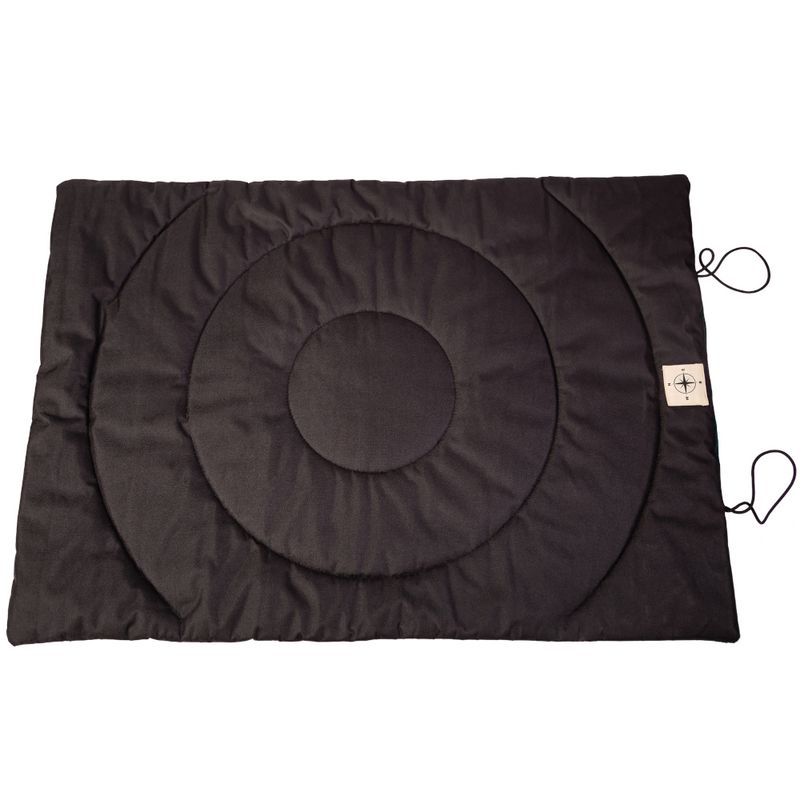 Compass Travel Dog Mat || zooplus Exclusive || view 2