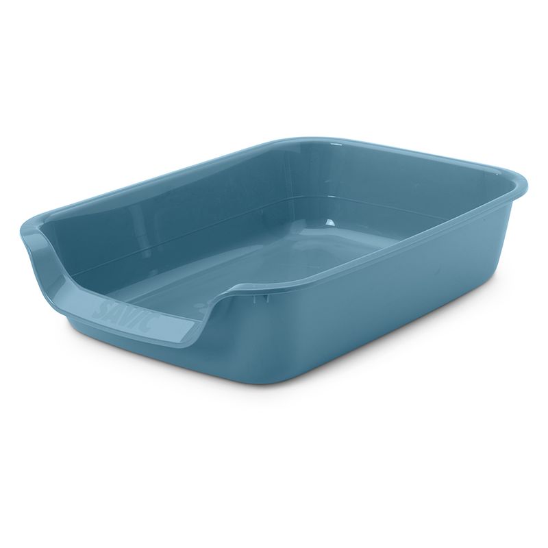 Blue plastic cat litter tray with lowered entry and side handles, brand Savic.