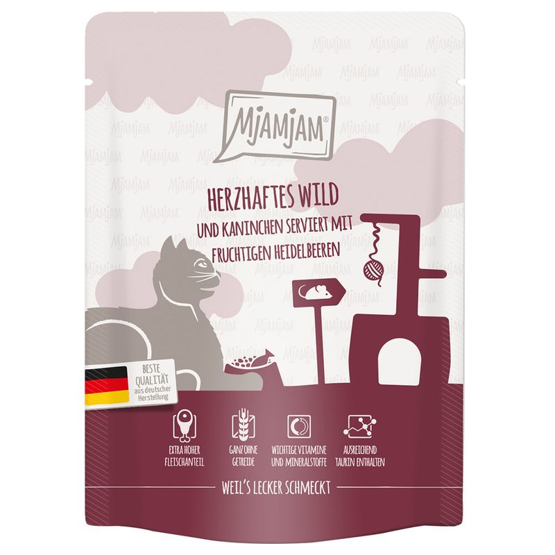 MjAMjAM hearty venison and rabbit served with fruity blueberries. Best quality from German production, extra high meat content, grain-free, important vitamins and taurine.