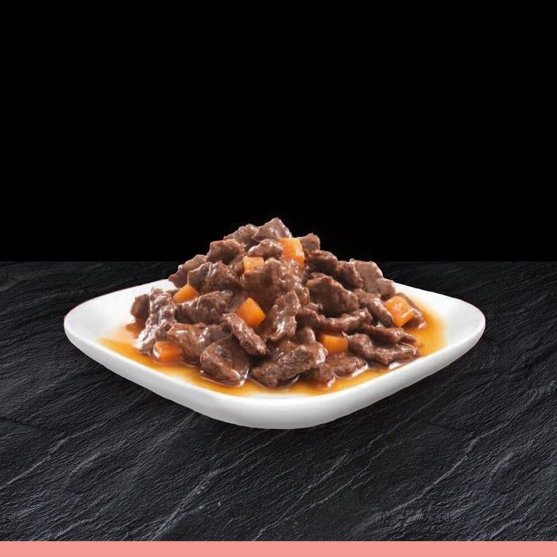 Cesar Pouches Deliciously Fresh Mixed Selection in Sauce || Cesar || view 3