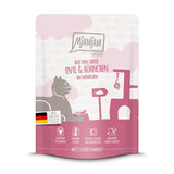 Mjamjam Quetsche Duo with tender duck and chicken with carrots. Premium quality from German production, extra high meat content, grain-free, contains essential vitamins and taurine.