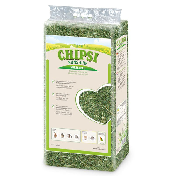 Chipsi Sunshine meadow hay, high-quality single feed for rodents and small animals, rich in crude fibre and nutrients with grasses and herbs. Made in Germany.
