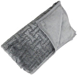 Bones Snuggle Blanket - XXL Grey || zooplus Exclusive || view 2