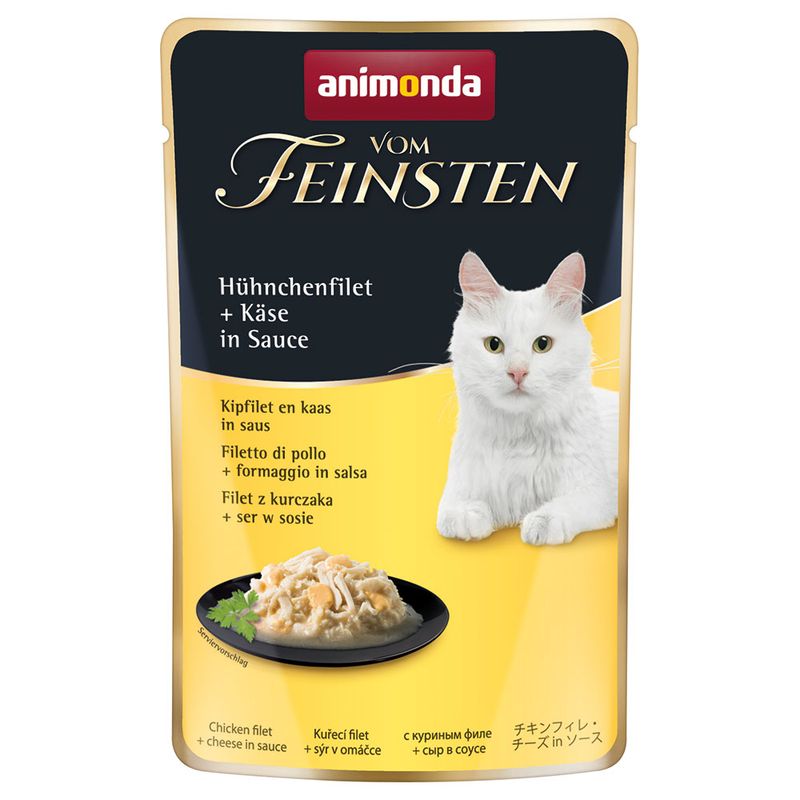 Animonda Vom Feinsten chicken fillet + cheese in sauce. Image of a white cat and ready-to-serve dish on a black plate.