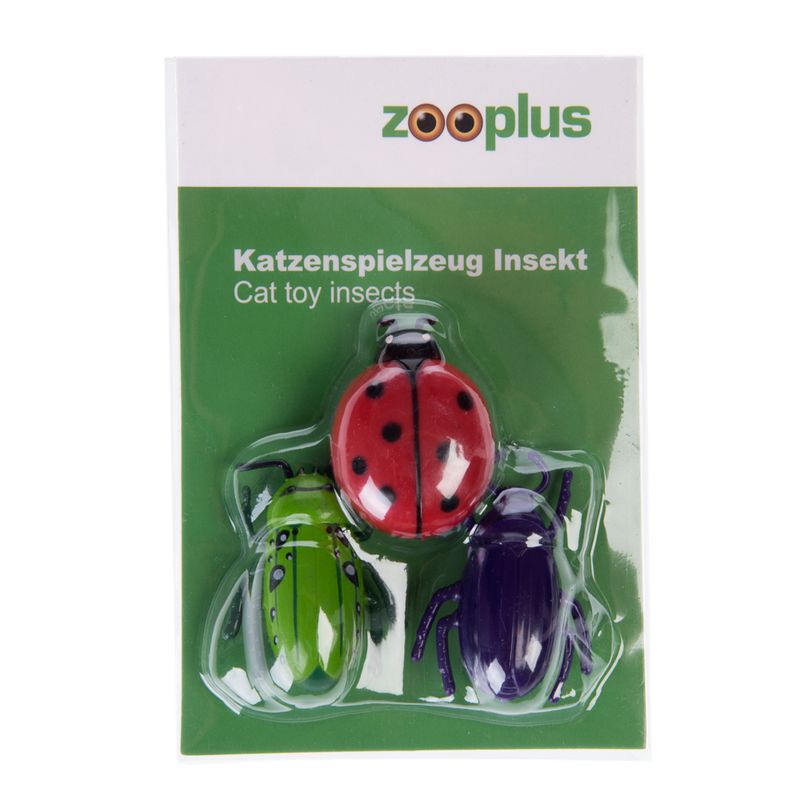 cat toy insect, set of three colourful insects: ladybird, green beetle and purple beetle. Packaging with green background and product name in German and English.