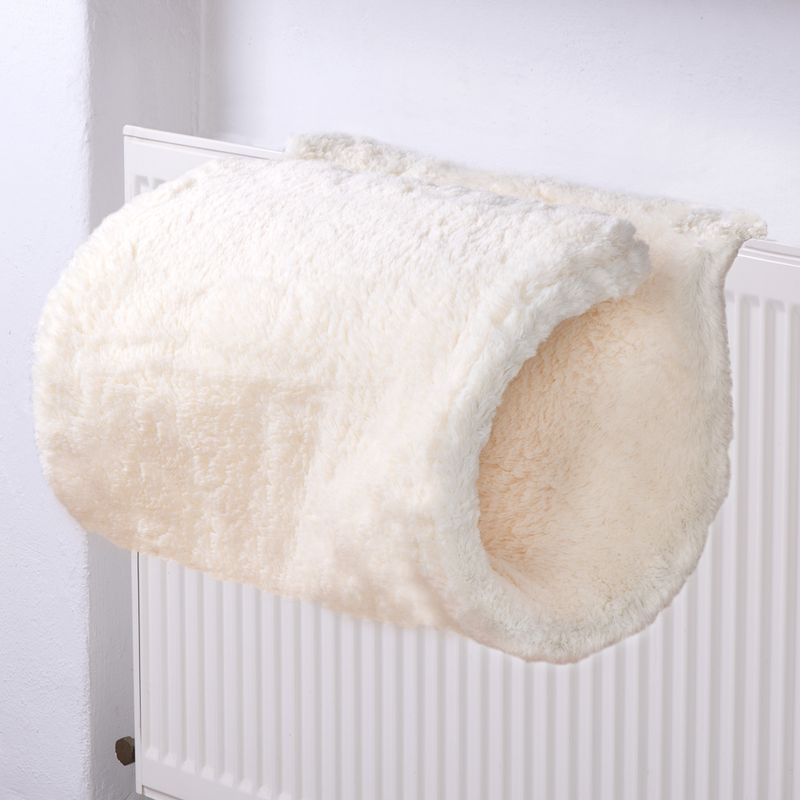 Luxus Radiator Cat Bed - Cream || zooplus Exclusive || view 9