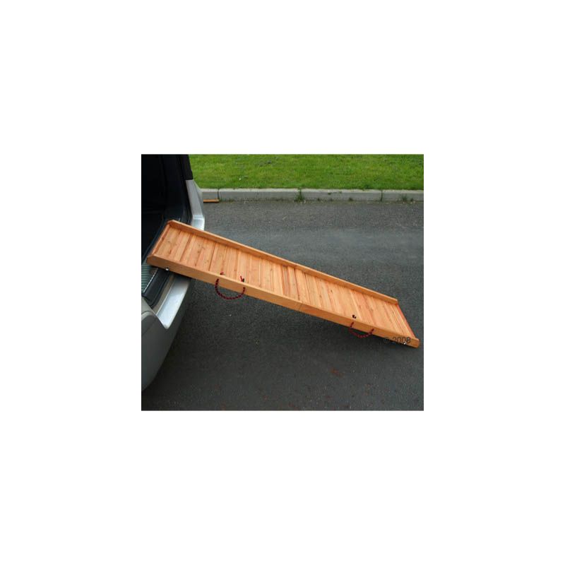 Wooden ramp for cars, suitable for getting in and out. With red handles and non-slip surface.