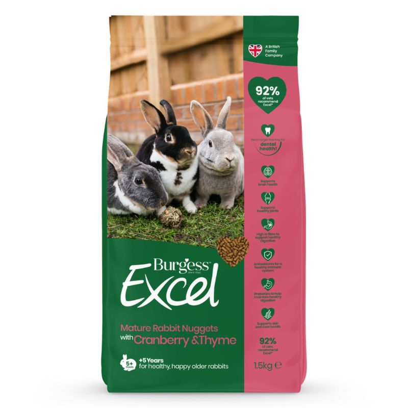 Burgess Excel Mature Rabbit Nuggets with Cranberries & Thyme, 1.5 kg. 92% crude fibre from meadow grasses, for older rabbits from 5 years. British family business.