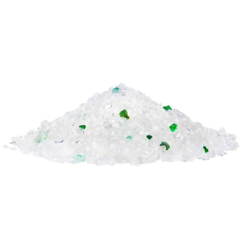 Pile of white and green silica crystals, suitable for cat litter.